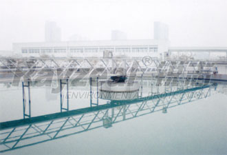 周邊傳動(dòng)刮吸泥機(jī)